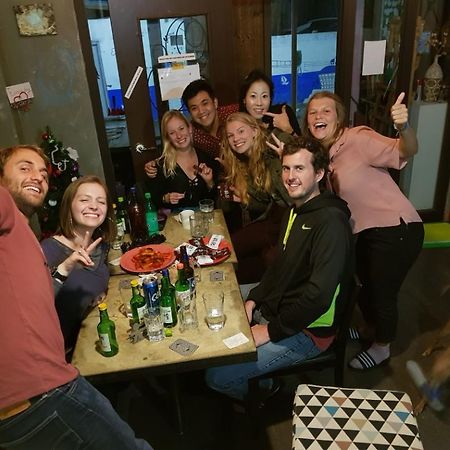 Hotel Backpackers' House Pusan Zewnętrze zdjęcie