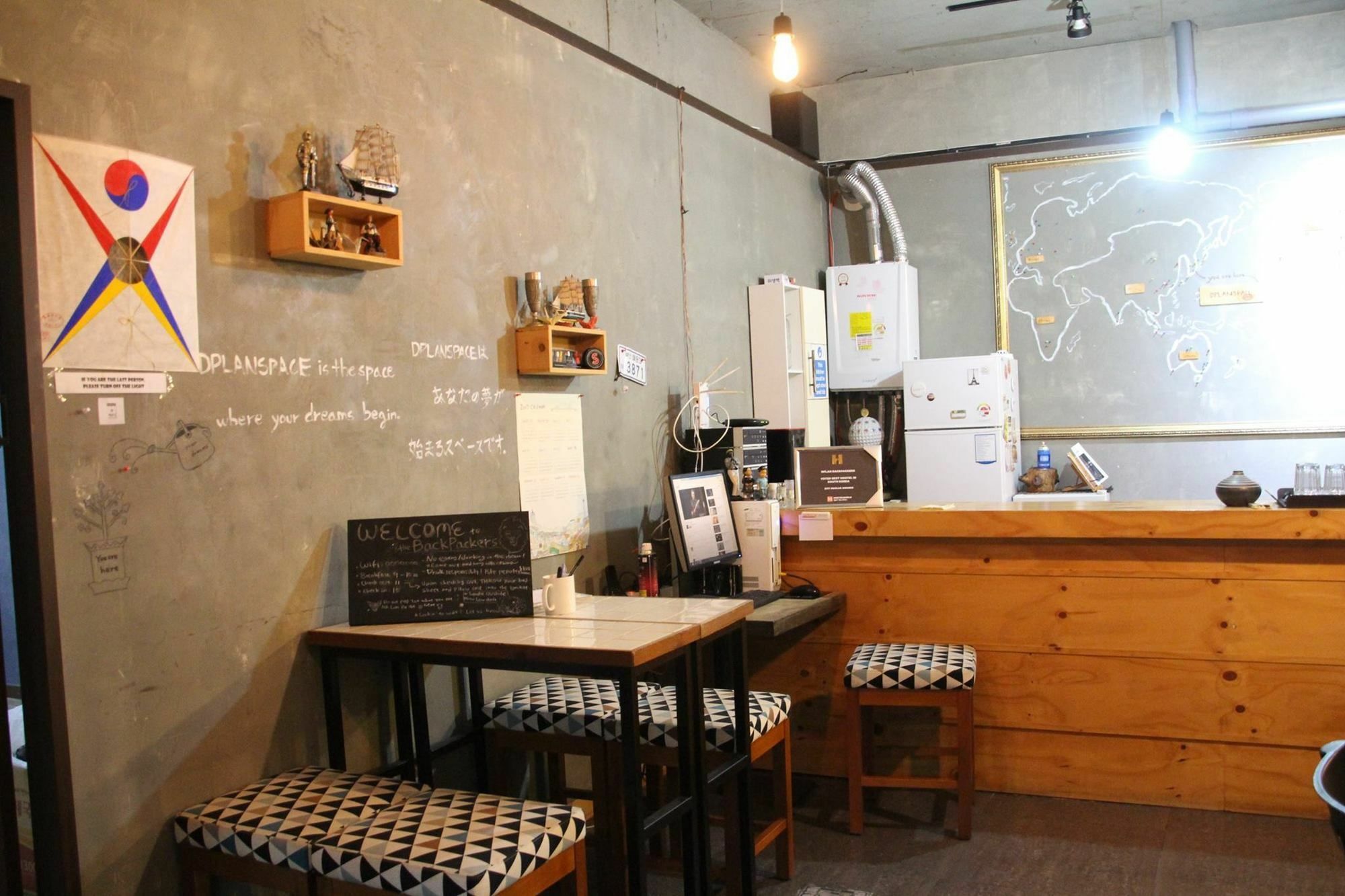Hotel Backpackers' House Pusan Zewnętrze zdjęcie