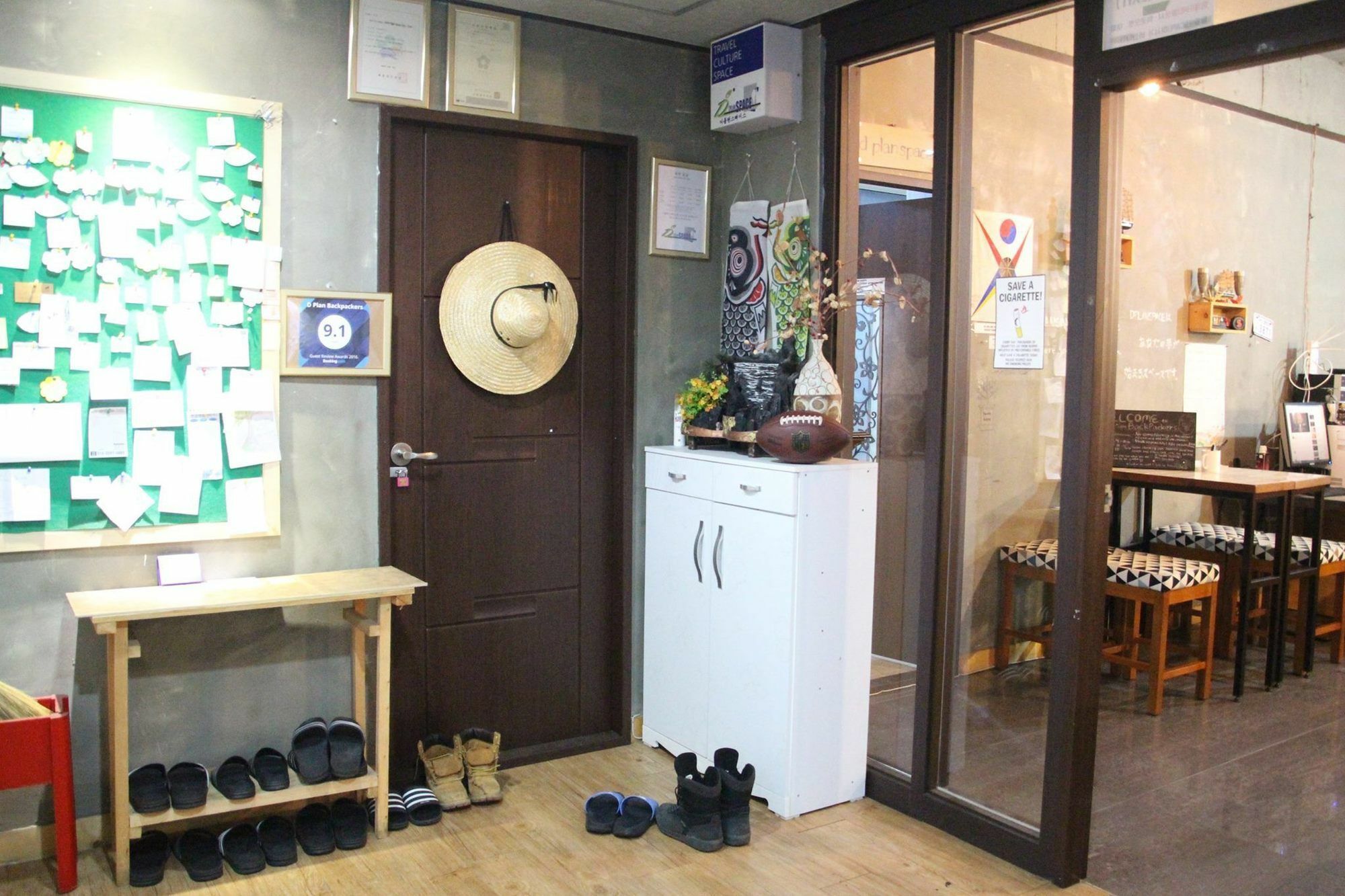 Hotel Backpackers' House Pusan Zewnętrze zdjęcie